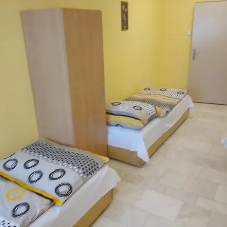 U Tenisu Vendégház *